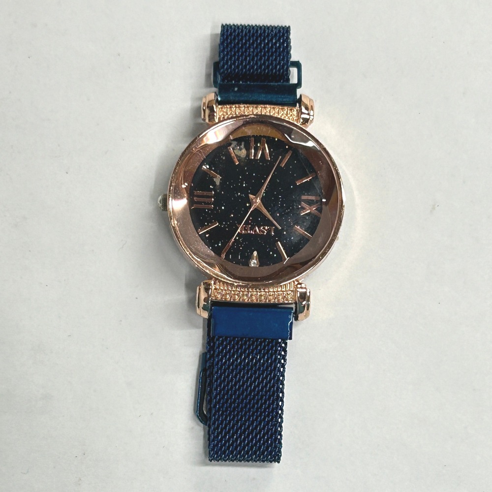 Celestial Starry Night Magnetic Mesh Strap Watch OS Blue‎ Rose Gold Minimalist